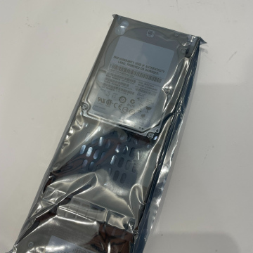 Жесткий диск IBM 9PY066-039 450 ГБ 10K 2,5" 6 Гбит/с SAS HDD